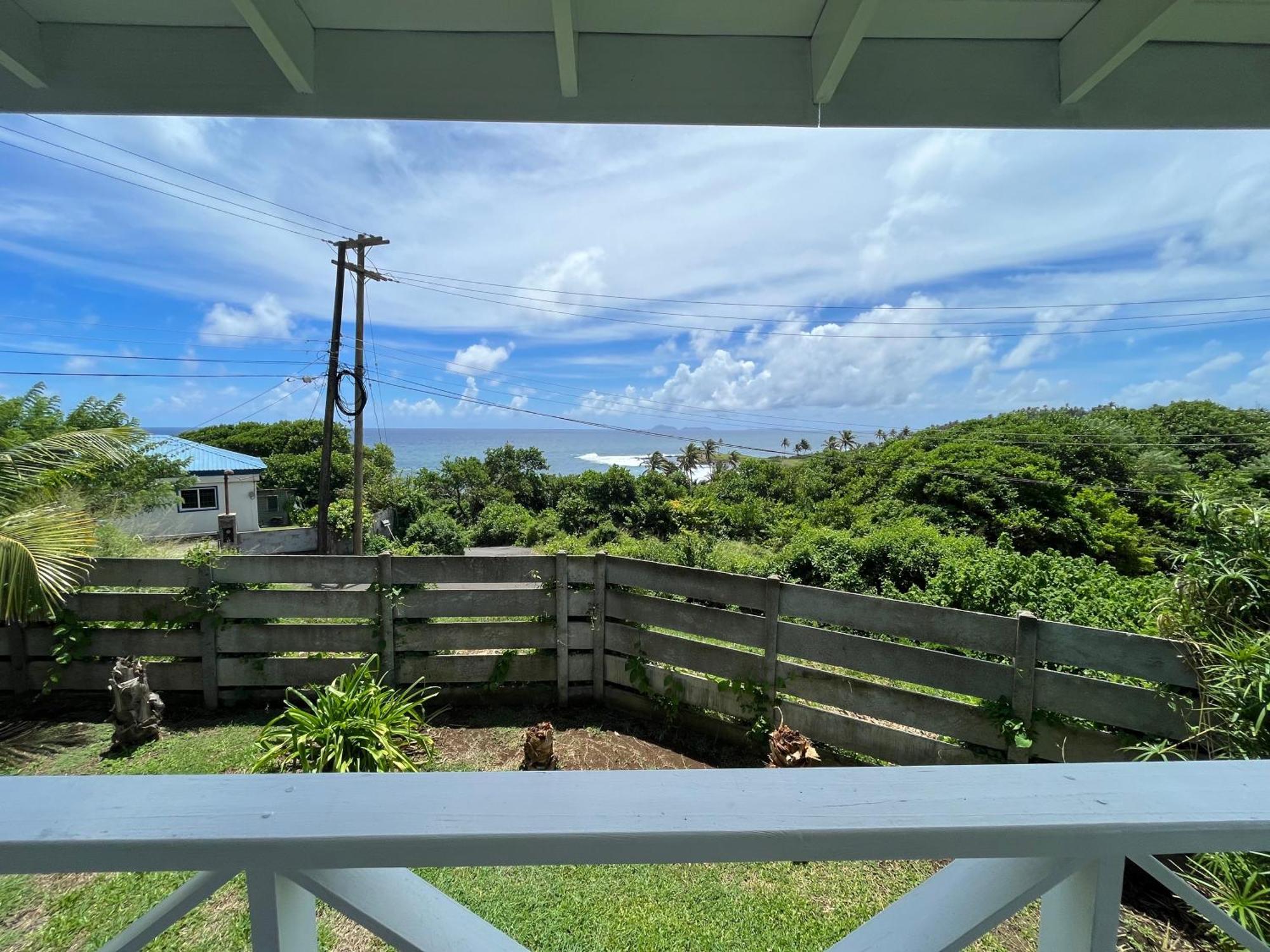 Waves Villa Guesthouse Kingstown Buitenkant foto